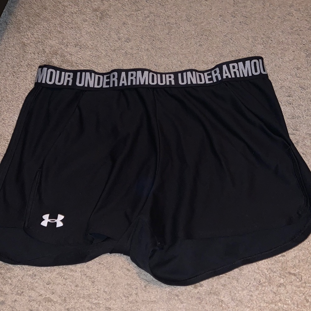 Black under armour shorts